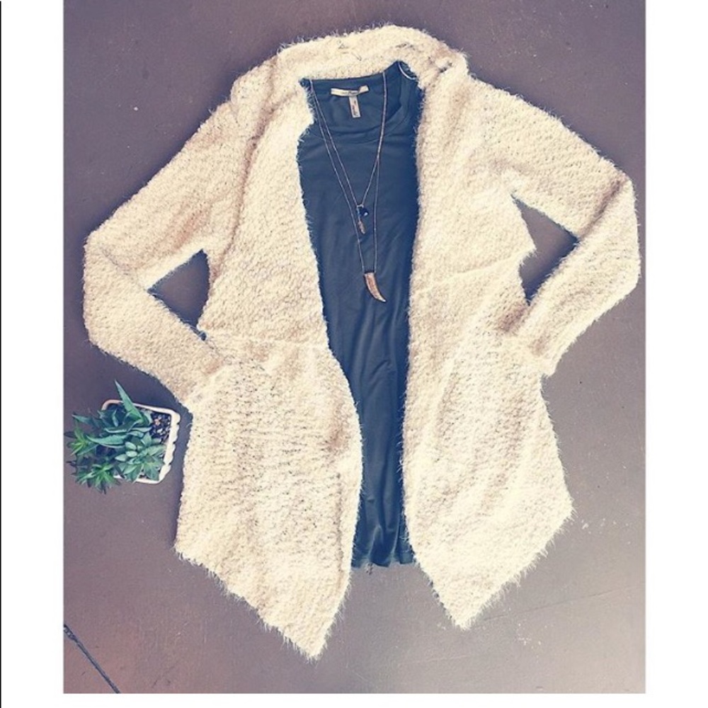 Jacket/ Sweater
